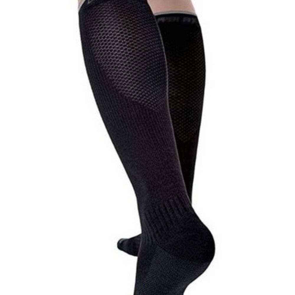 Copper Fit Energy Compression Socks Unisex Size Small/Medium BLACK Anti-Odor NIB